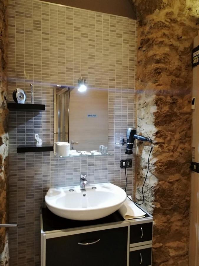 卡尔塔吉罗 Palazzo Sant'Elia酒店 外观 照片
